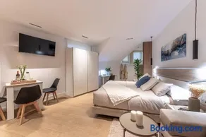 Suite con Jacuzzi Privado en el centro de Gernika - Image 2
