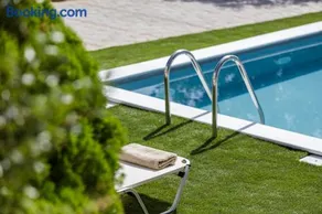 Veranda Sea View Villa, Walking Distance to Beach, By ThinkVilla - Image 2