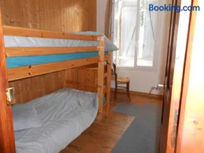 location MIRANDE 2 chambres 4 couchages 9 quartier Pon - Image 2