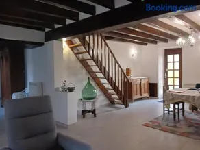 Grande Maison à la Campagne - Image 1
