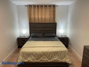 Orgive Suite - Private 1 Bedroom Apartment - Image 2
