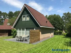 Villa Oscar with sauna in Winterswijk - Image 1