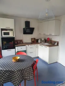 Appartement avec balcon et vue sur les montagnes - Image 1