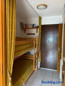 Studio Embrun à 10 mn à pied plan d eau de 2 à 4 personnes sans linge de lit ni serviettes situé 3 chemin de chadenas - Image 2