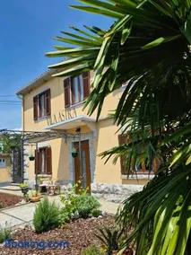 Vila Astra - Image 1