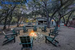 The Driftwoods | Clubhouse | Hot Tubs | Fire | Projector - Image 1