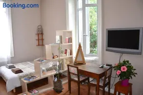 Joli appartement vue sur l'Eglise - Image 3