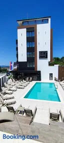 Hotel Sky Panorama - Image 1
