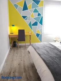 Les Clés du Bonheur by Beds4Wanderlust, 47m2 avec Terrasse privative & Parking-RER B TGV 10min-Orly 20min - Image 1