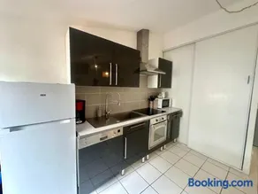 Cosy Appartement climatisé 45 m2 en cœur de ville, proche gare - Image 1