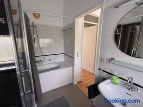 Family house next to train and close to Amsterdam and Schiphol - Image 4