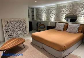 Suite ROMANTIQUE HAUT DE GAMME POUR ADULTE - Image 1