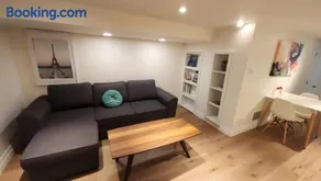 The Comfort Zone- Entire Private 1-bed Basement apt, Sauna, Hot Tub, 8 min Subway - Image 4