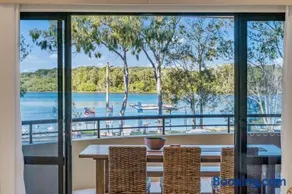 Pippies, your water view escape - Image 4