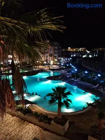 Super appartement avec 5 piscines en résidence - Image 1