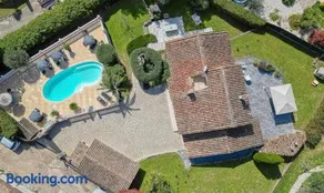 Gîte LES PINS climatisé piscine jardin parking - Image 3