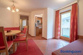 Hotel Garni Austria - Image 2