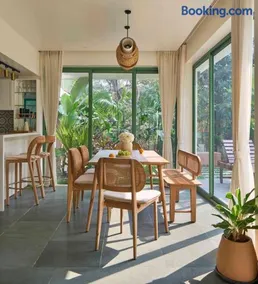 Celebrity Villa in Assagao with Private Pool & Glass Sky Room - Image 2