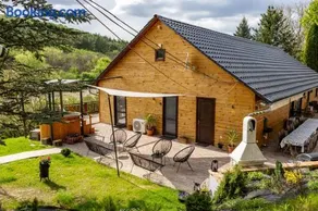 Diófaliget Guesthouse - Image 3