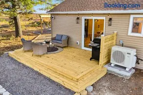 Pond Haven Retreat Wood-Burning HotTub & FirePit - Image 4