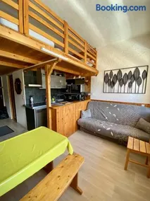 SUPER LIORAN - APPARTEMENT ENTIÈREMENT ÉQUIPÉ - Image 2