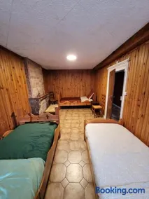 Josie's Cozy Home - Image 3