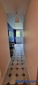 Relaxed rural apartment 15 min from coastal walks - Image 3