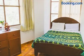 Hotel Aylluq Wasin Casa de Familia habitación matrimonial - Image 1
