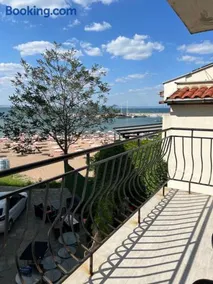 SB Seaside Residence - Image 1