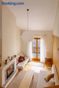 VYTINA LOFTS - Cozy 2-Level Loft Apartments with Fireplace & Mountain Views - Image 1