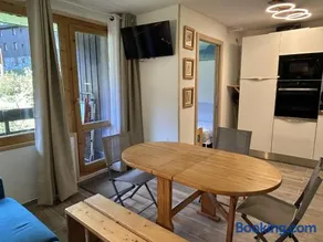 Méribel: Appartement 3 pièces avec mezzanine, balcon, accès direct aux pistes - Image 2