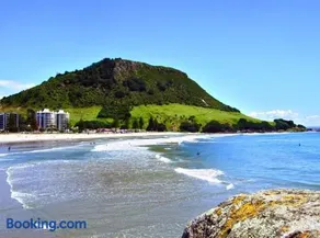 Eleven_at_Mauao - Image 1