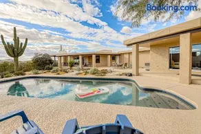 Cave Creek Retreat - Image 1