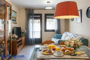 Miquel 2 – Apartamento con Parking, Wifi y A/C - Image 1