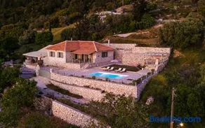 Villa Aurora - Image 1
