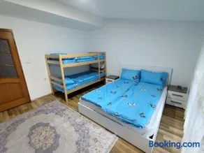 White Apartment - Image 3