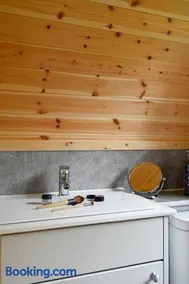 Little Quarry Glamping Bed and Breakfast - Image 5