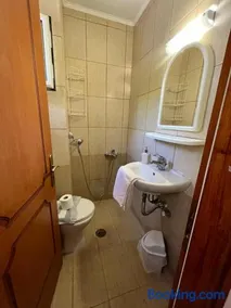 Andrianas Apartment - Image 3