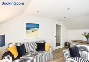 Hideaway - Image 2