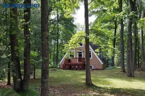 River's Edge Retreat - Image 1