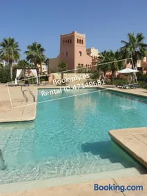 Voll ausgestattete Ferienwohnung mit Terrasse, Pool und Garten | Meerblick | Haustierfreundlich - Image 2