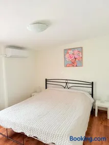 Seacoast apartments 3 ! - Image 4