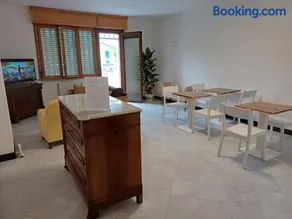 Disma Rooms - Image 1