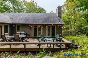 Cozy Wintergreen Retreat Fireplace & Spacious Deck - Image 5