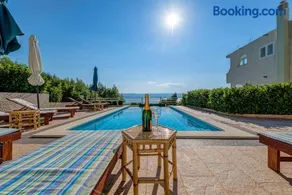 Luxury Apartments Tafra - Image 1