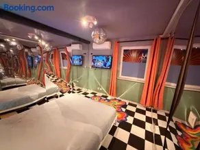 Capsule illusion - Switch 2 - Mons Centre - Image 3