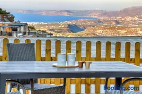 Villa Camesi - Quiet Escape with Stunning Views - Image 3