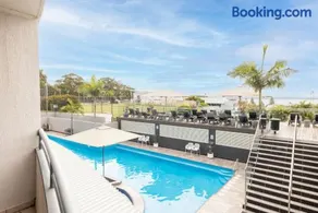 The Landmark 108, 61B Dowling St - air con, linen, pool, lift, views - Image 3