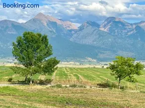 Private Home With Amazing Mountain Views-Two Bedroom and Two Bath - Image 1