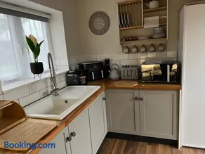 Cosy countryside stay near Bath with free parking - Image 5